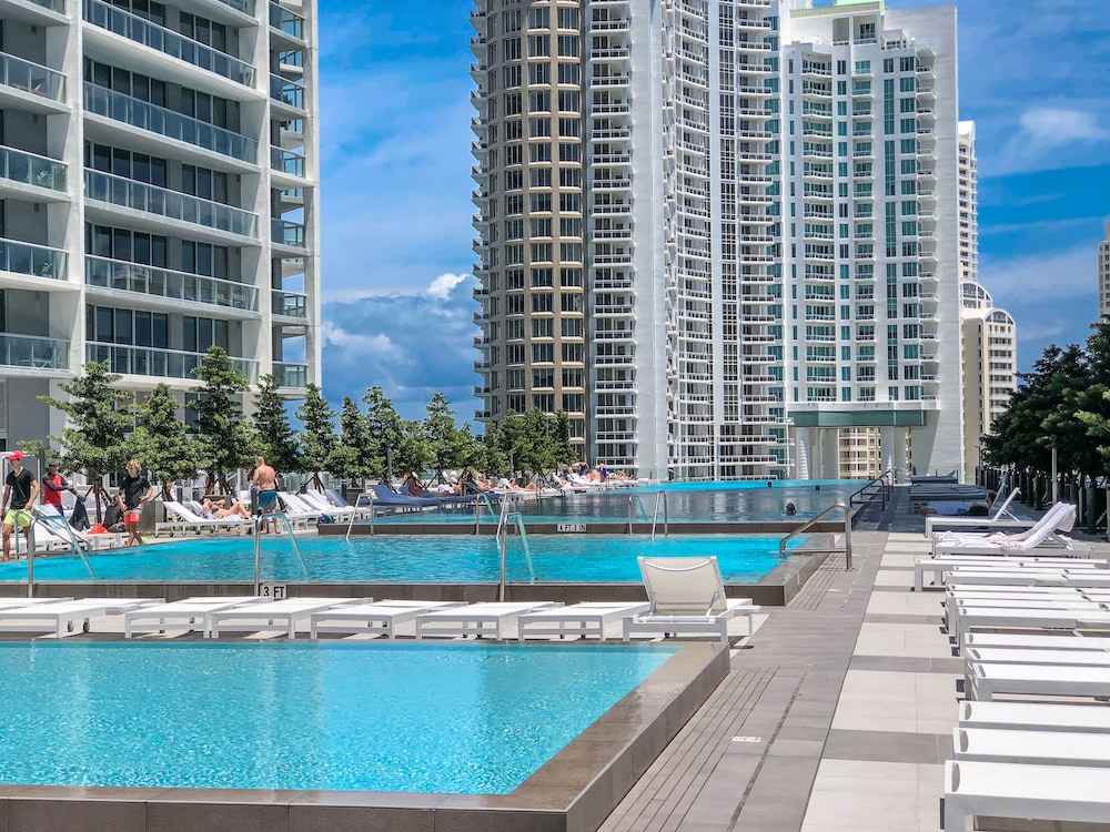 Icon Brickell Downtown W Miami Suites - photo 18
