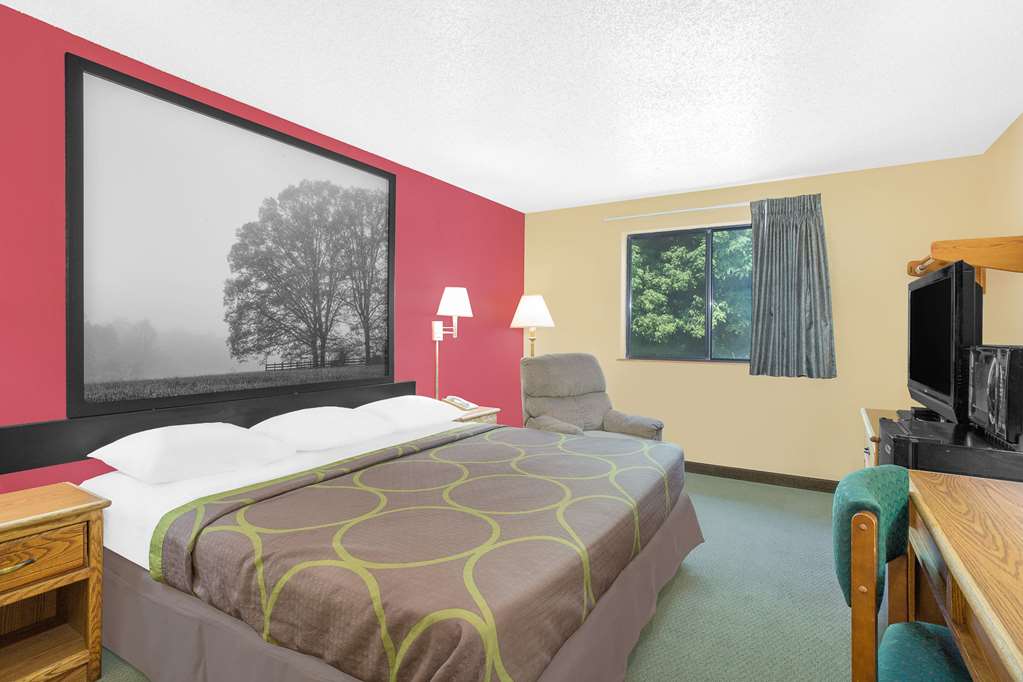 Super 8 by Wyndham Roanoke VA - photo 6