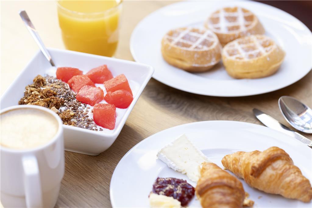 Scandic Berlin Kurfuerstendamm Breakfast