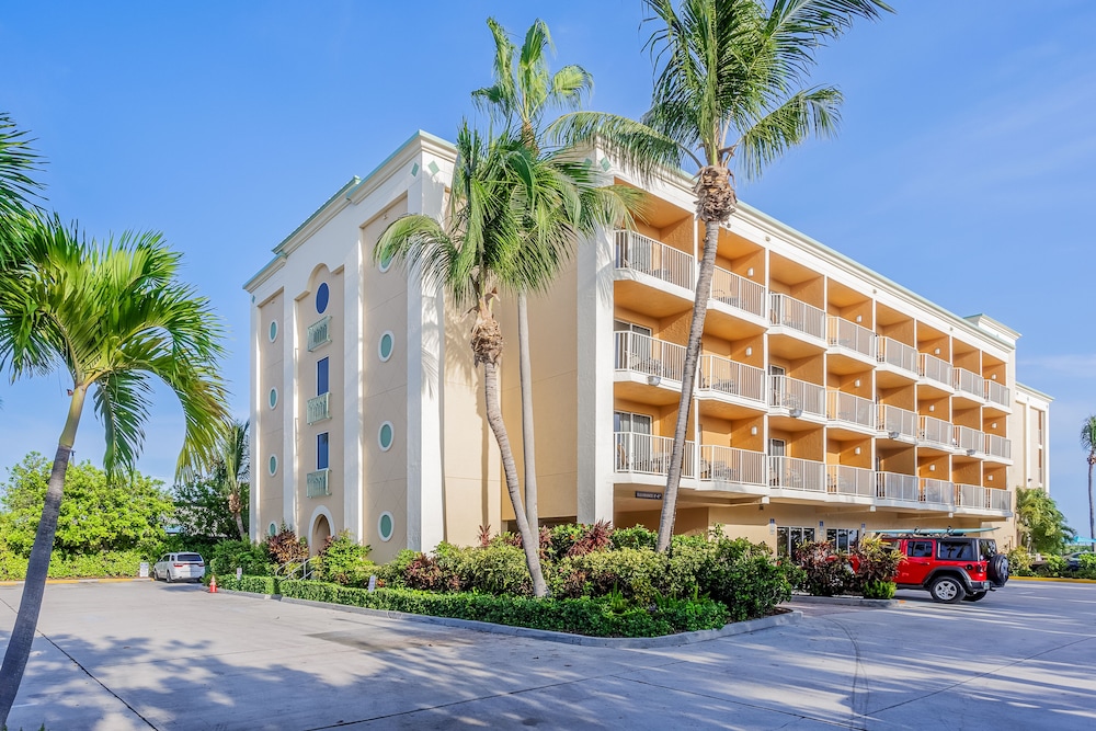 Hutchinson Island Hotel - photo 94