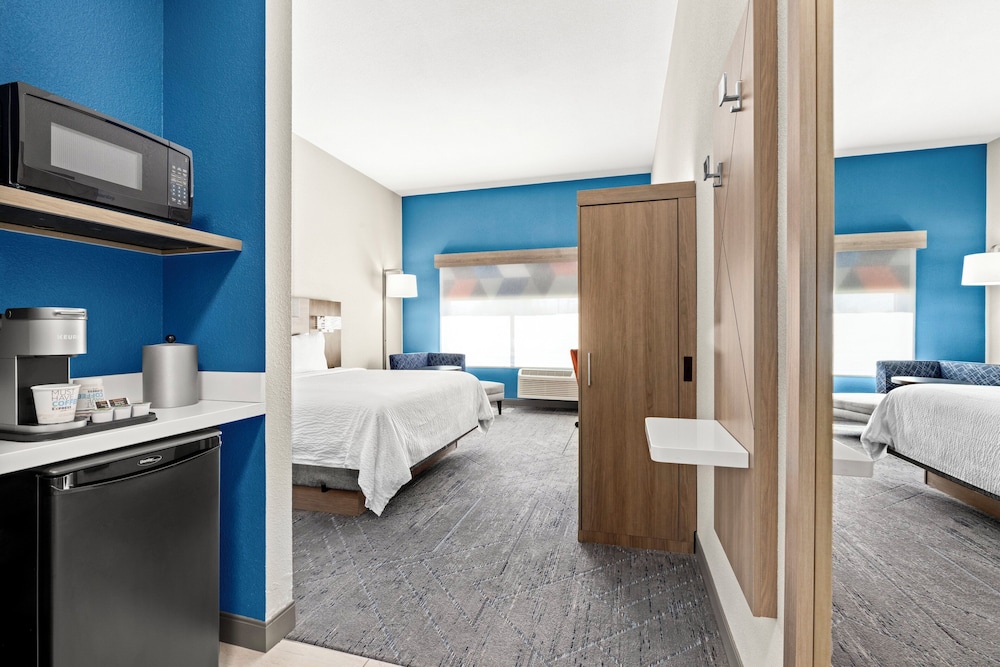 Holiday Inn Express & Suites Phoenix West Tolleson by IHG - photo 25
