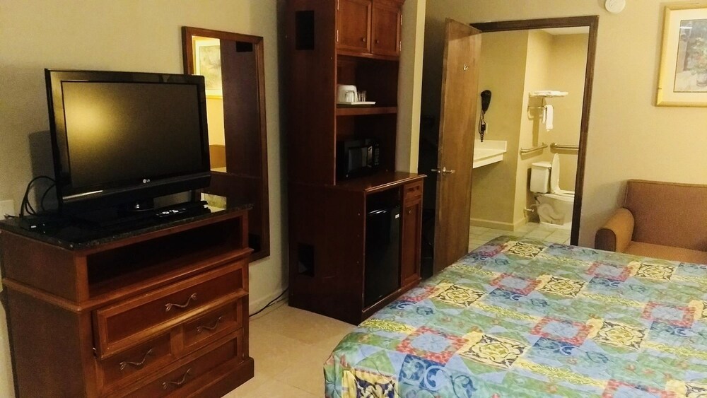Highland Inn Denham Springs Baton Rouge East - photo 19