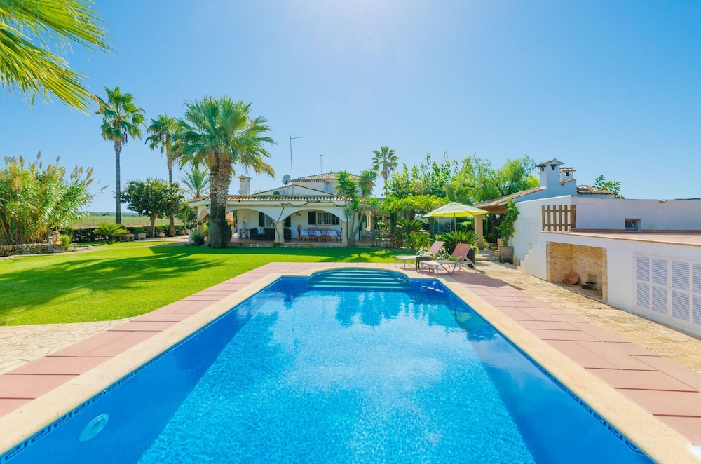 Santa Eulalia Petit — 4-Star Luxury Hotel in Santa Margalida, Spain