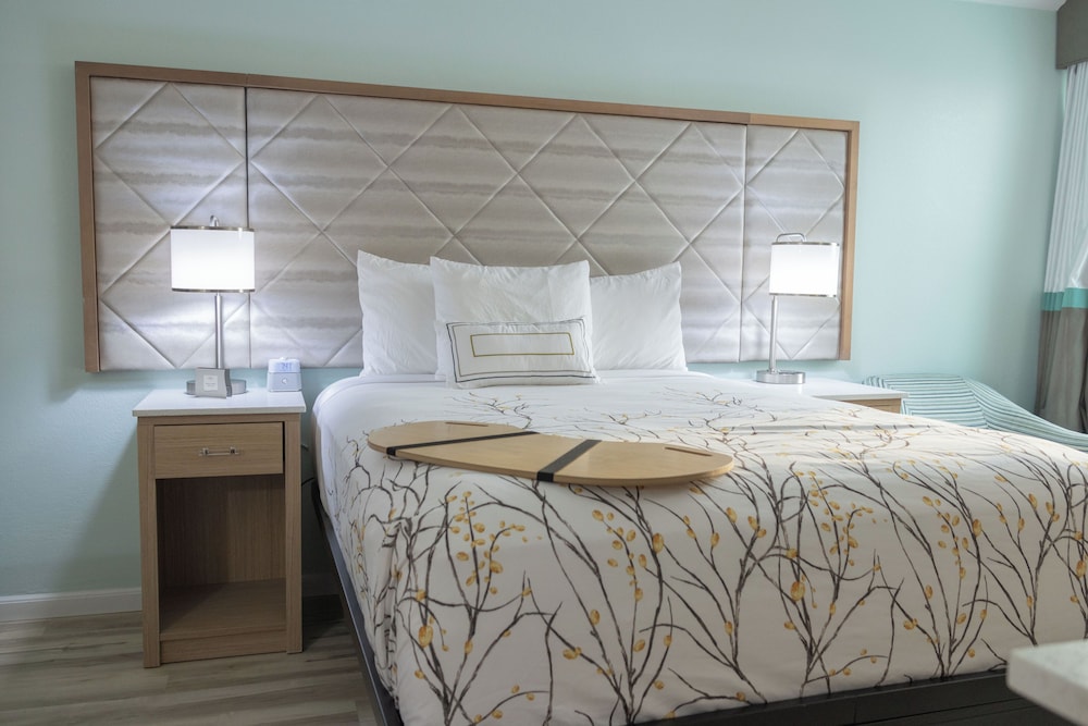 Ocean Sands Beach Boutique Inn Stay At the Beach - photo 27
