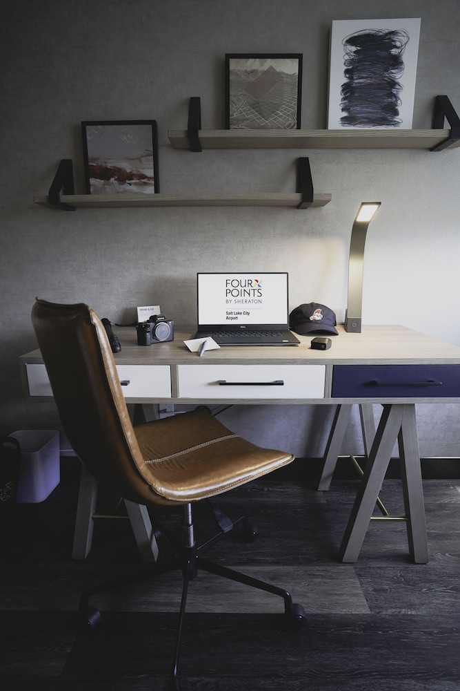 Four Points by Sheraton Salt Lake City Airport - photo 5