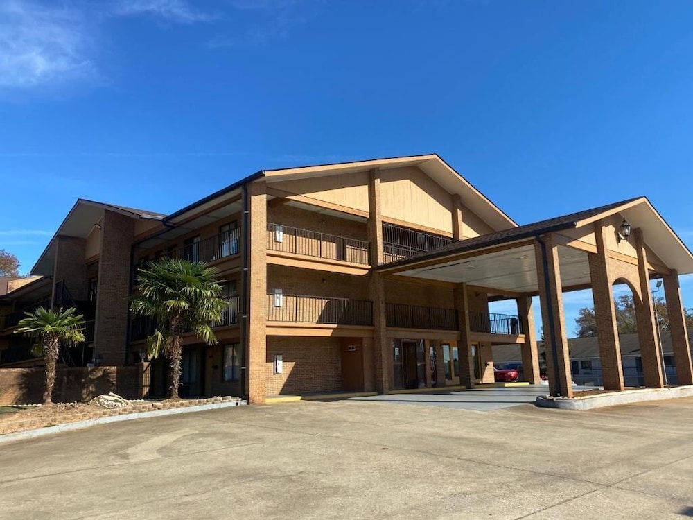 American Inn and Suites Atlanta Airport Jonesboro I 75 - photo 25