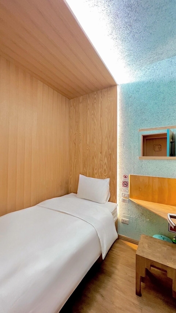 Boxtel at Suvarnabhumi Airport — hotel near Suvarnabhumi Airport