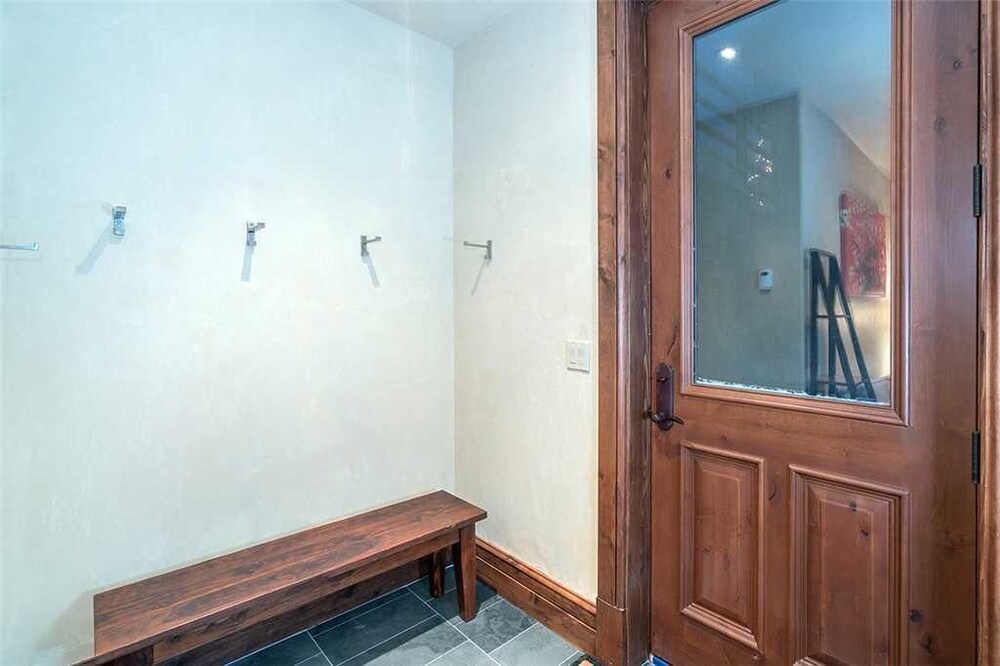 Prospect Falls by Exceptional Stays - photo 27