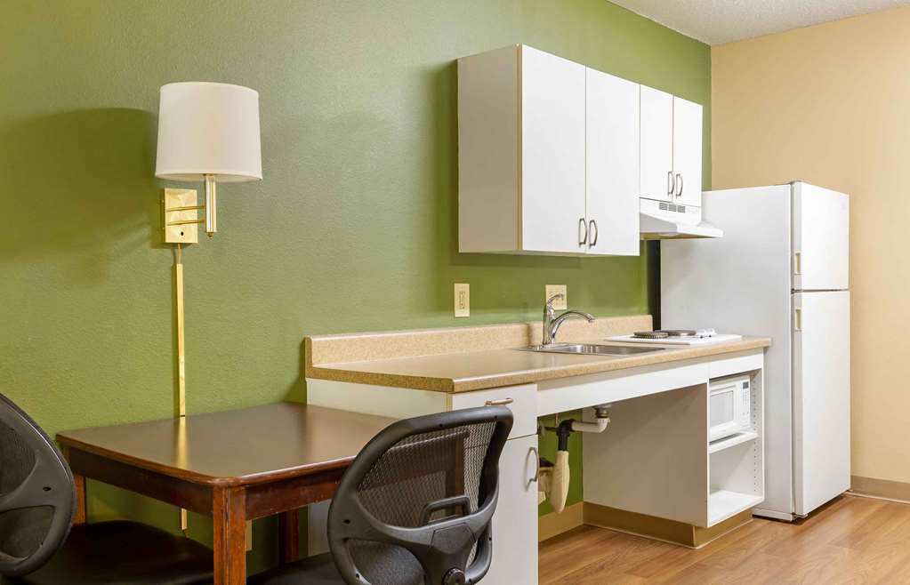 Extended Stay America Select Suites Hartford Manchester - photo 28