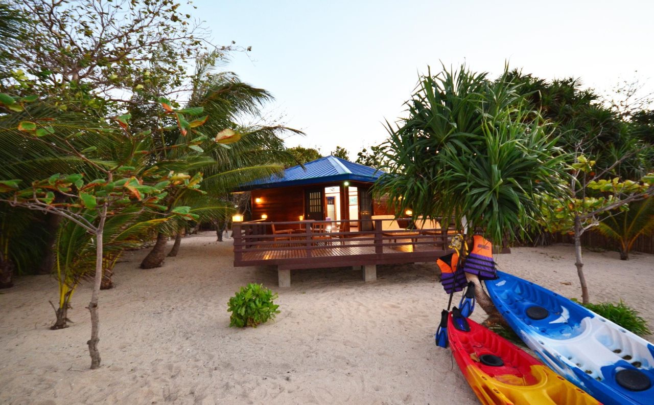 Arena Island Resort - last minute hotel in Narra