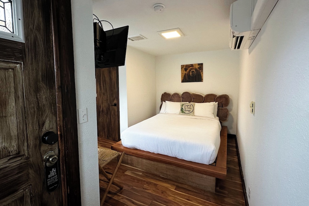 Paradise Village Hotel - photo 40