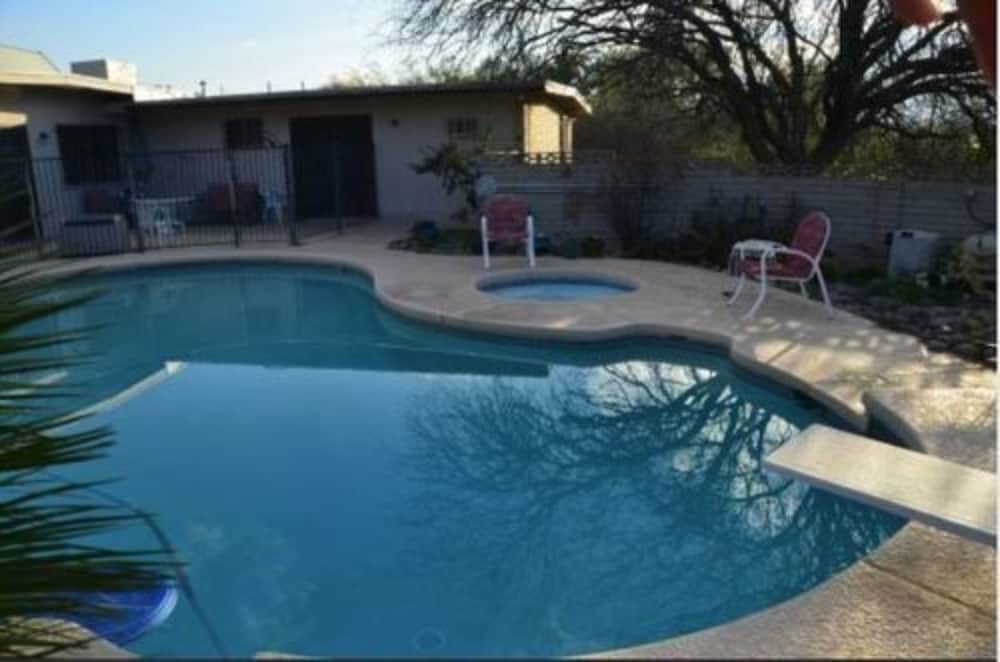 Bed and Bagels of Tucson - photo 11
