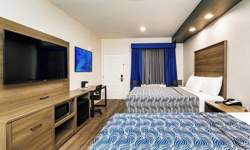 Palace Inn Blue Edgebrook - photo 9
