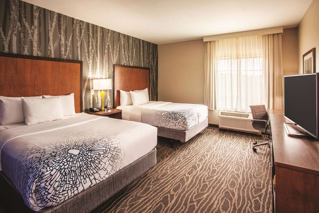 La Quinta Inn & Suites by Wyndham Duluth - featured photo