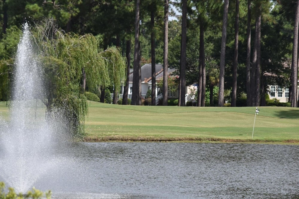 Golf Resort Villa 2607 with Family Friendly Outdoor Pools Onsite by RedAwning - photo 27