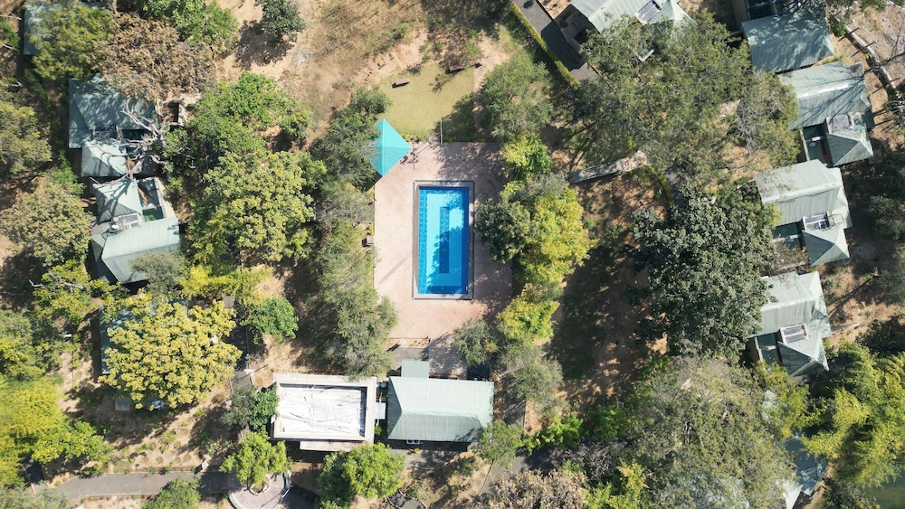 Tathastu Bandhavgarh — Manpur