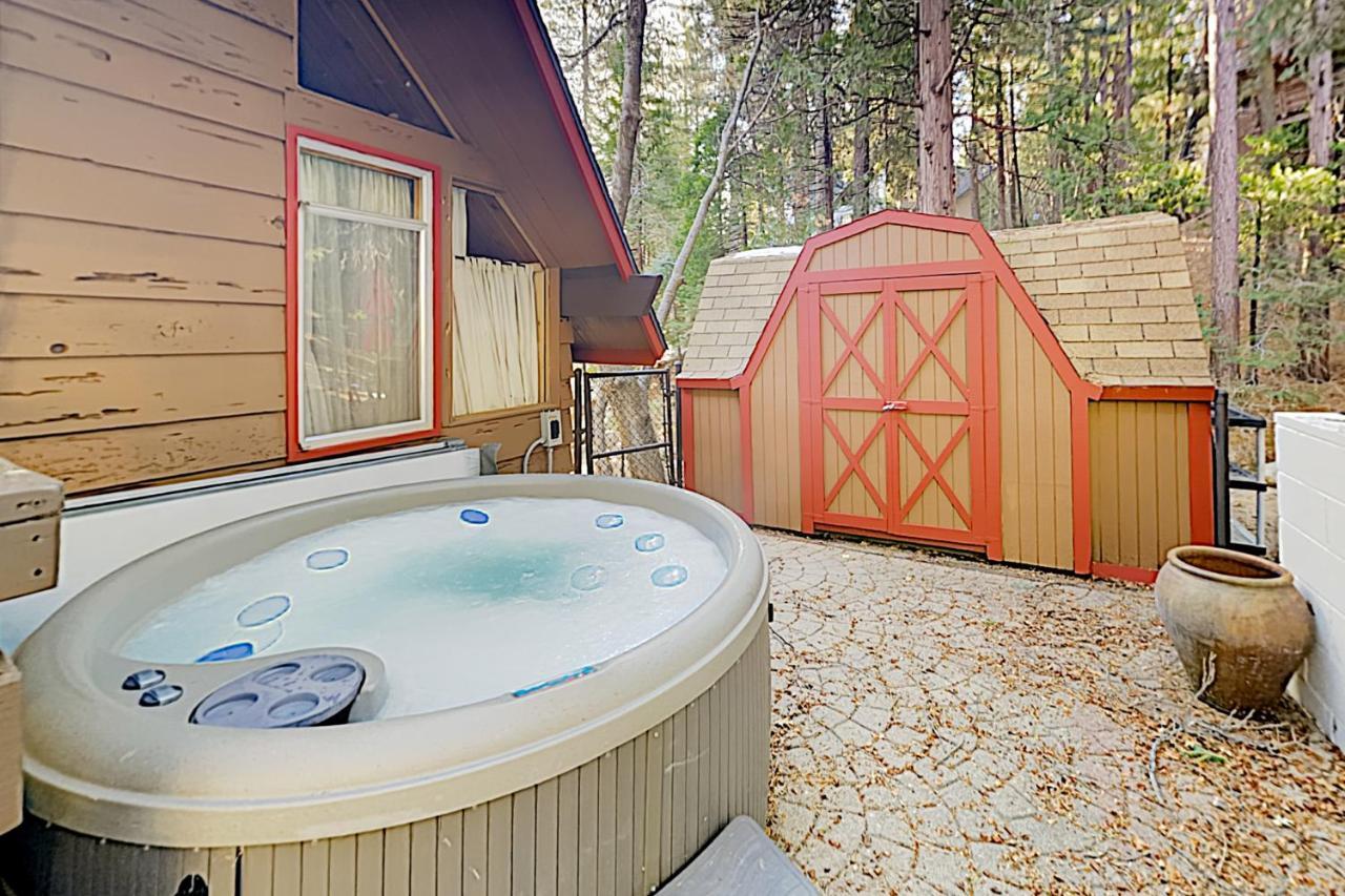 Annandale Manor — 4-Star Luxury Hotel in Lake Arrowhead, United States