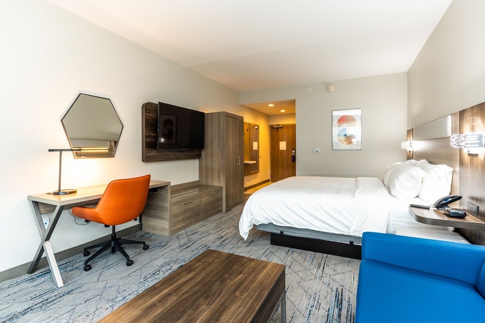 Holiday Inn Express & Suites Charlottesville by IHG - photo 22