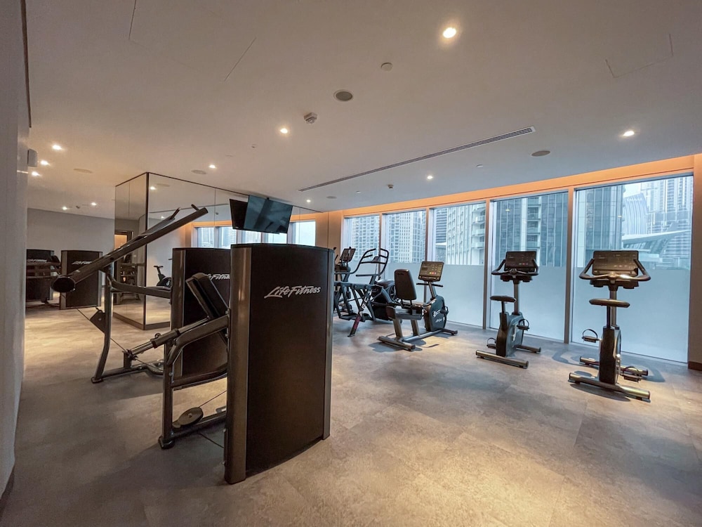 Ultra Chic High floor Apt w Direct Burj Khalifa Fountains Views — 4-Star Luxury Hotel in Dubai, United Arab Emirates