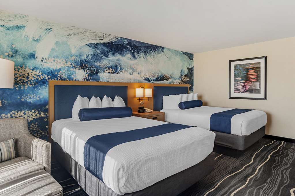 Best Western Plus Marina Gateway Hotel - photo 42