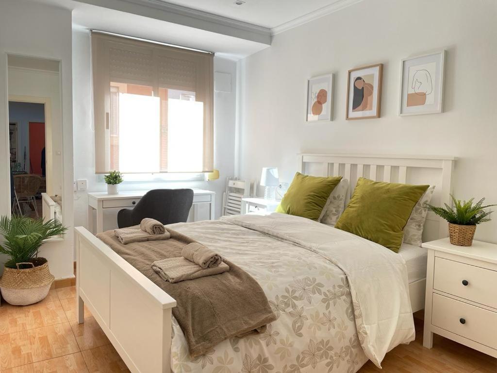 Uim Mediterraneo Virgen Del Carmen 1 Wifi — 4-Star Luxury Hotel in Sagunto, Spain