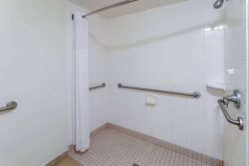 Studio 6 Suites Jacksonville NC - photo 25