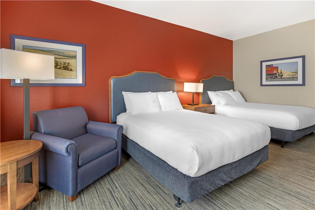 Best Western Bronco Inn - photo 15
