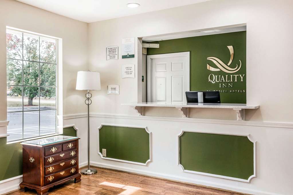 Quality Inn Lancaster - photo 4