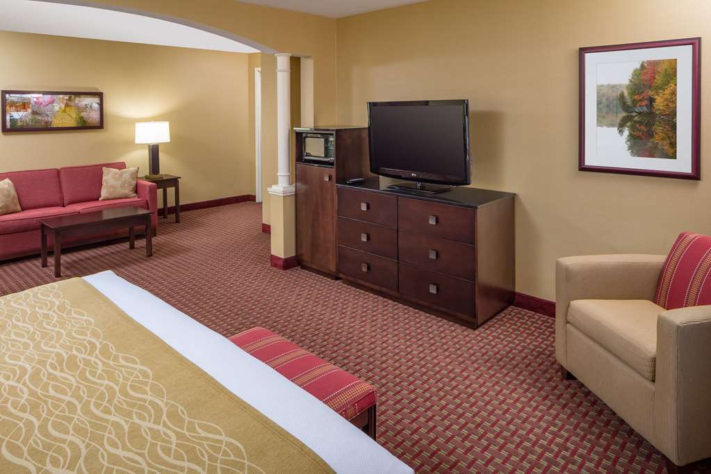 Comfort Inn & Suites Near Burke Mountain - photo 25