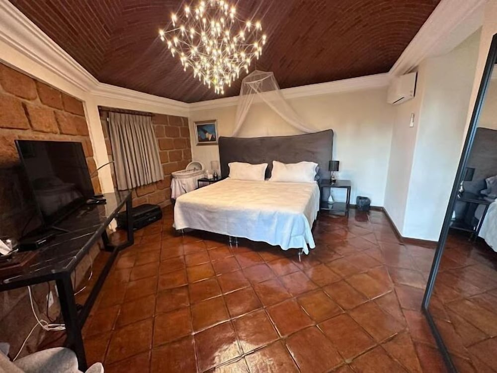 Hotel Galeria Casa Maryam in Cuernavaca, Mexico