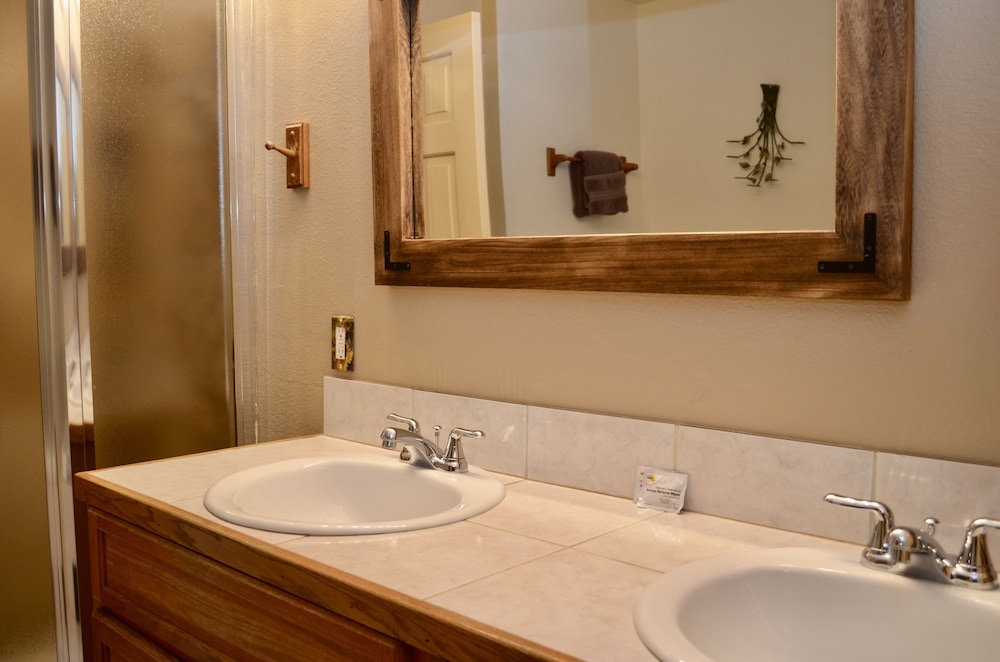Ouray Main Street Inn - photo 113