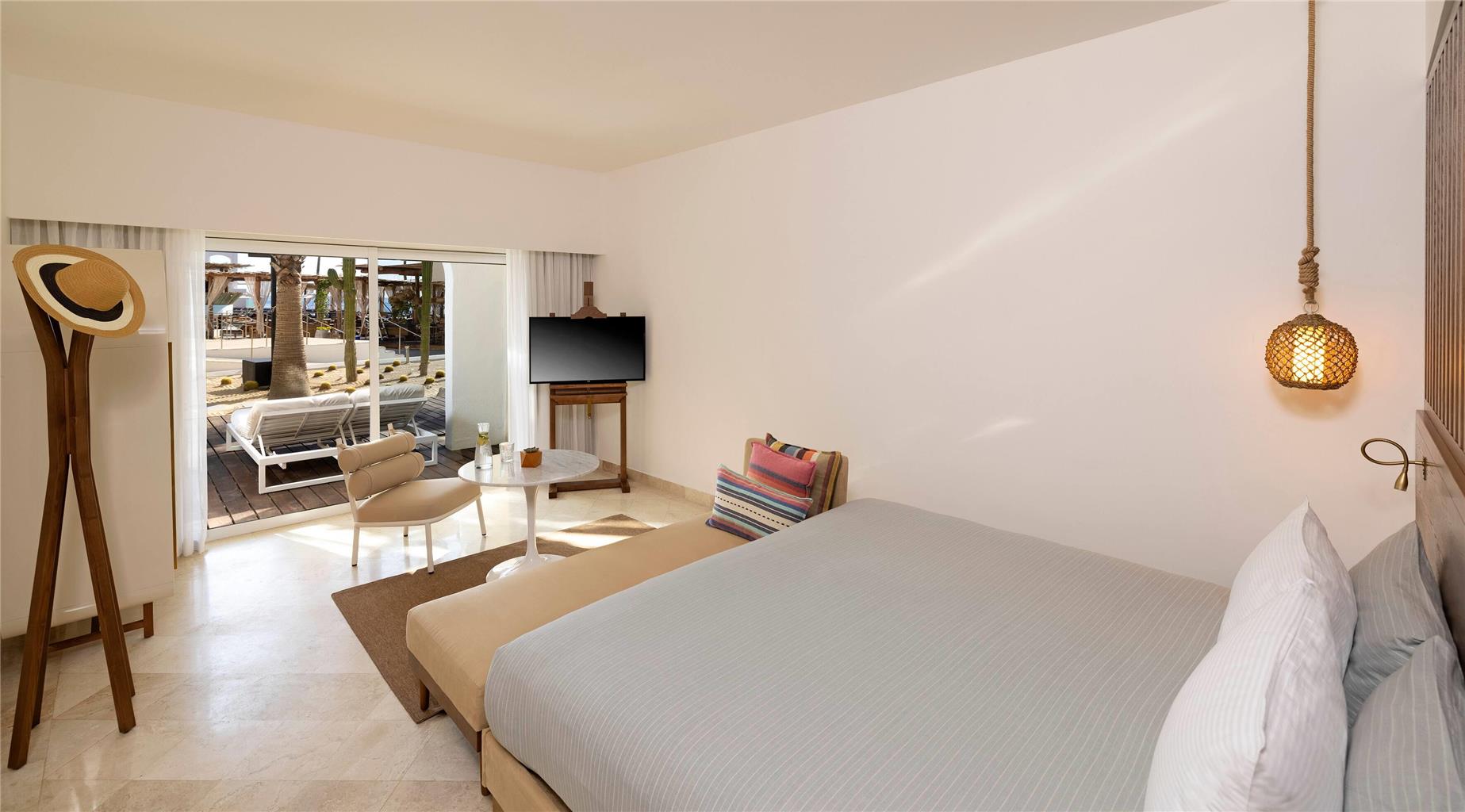 Guest room