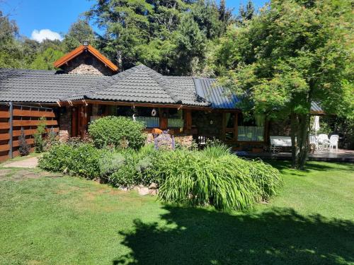 Casa de troncos — 4-Star Luxury Hotel in San Carlos De Bariloche, Argentina