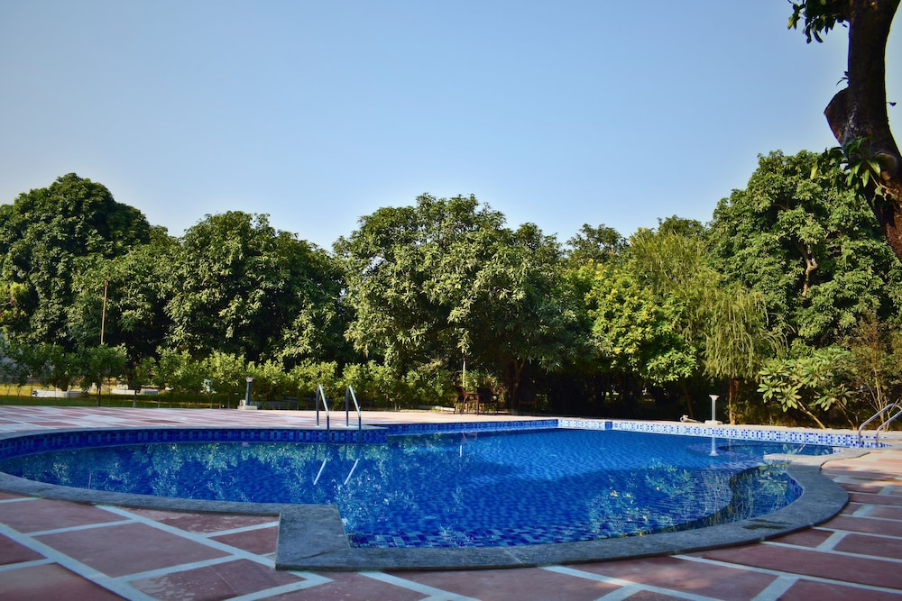 The Greenwich resort in Ramnagar, India