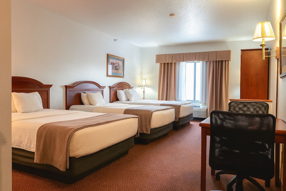 Stay USA Hotel & Suites - photo 6