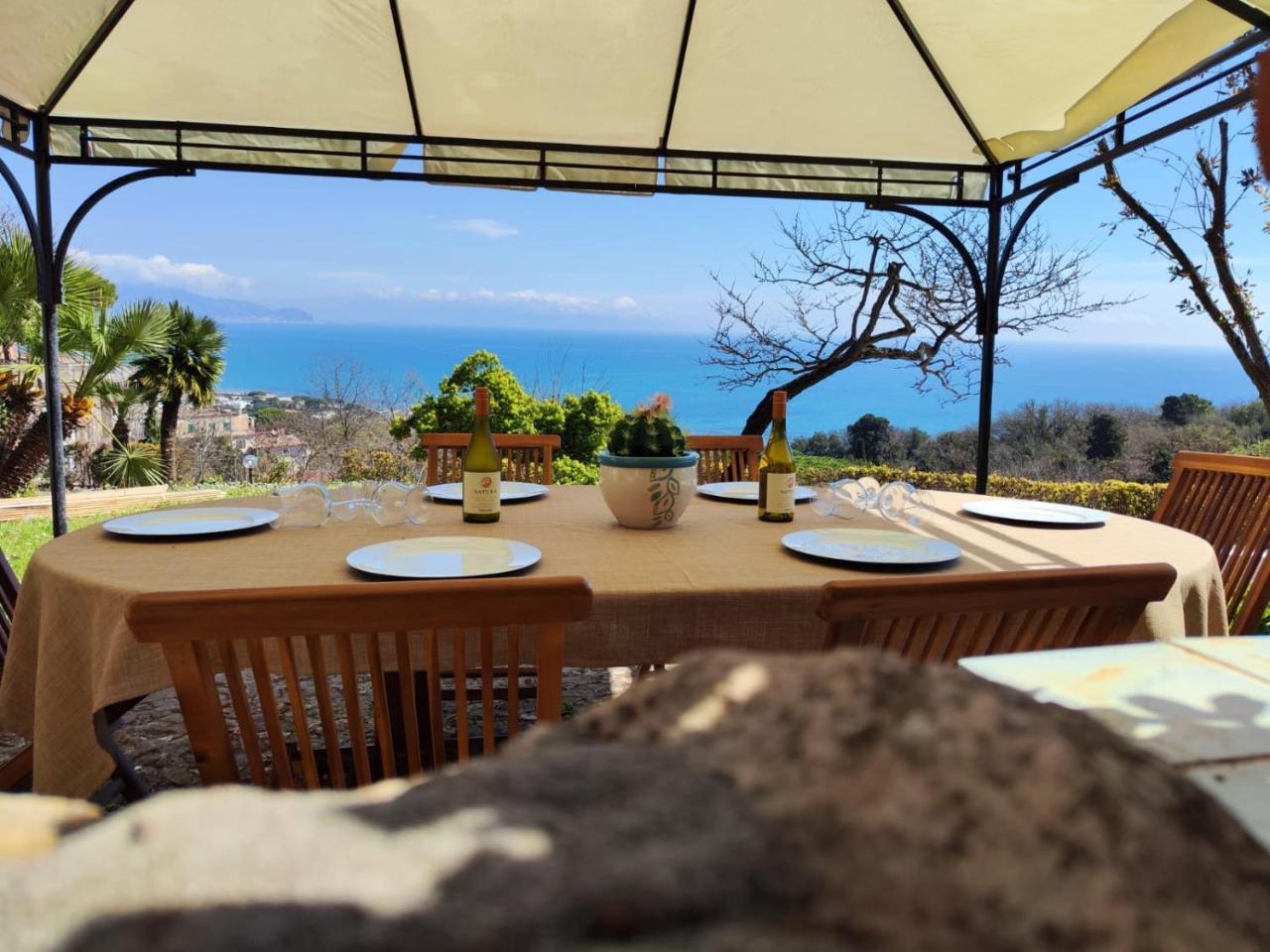 Ippocampo Blanc in San Felice Circeo, Italy