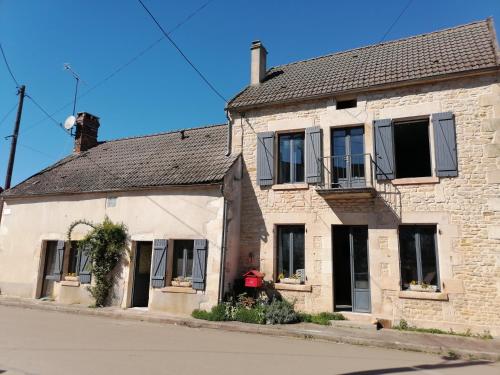 Hôtier des fées - last minute hotel in Unknown City
