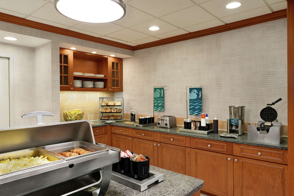Homewood Suites by Hilton Allentown Bethlehem Airport - photo 24