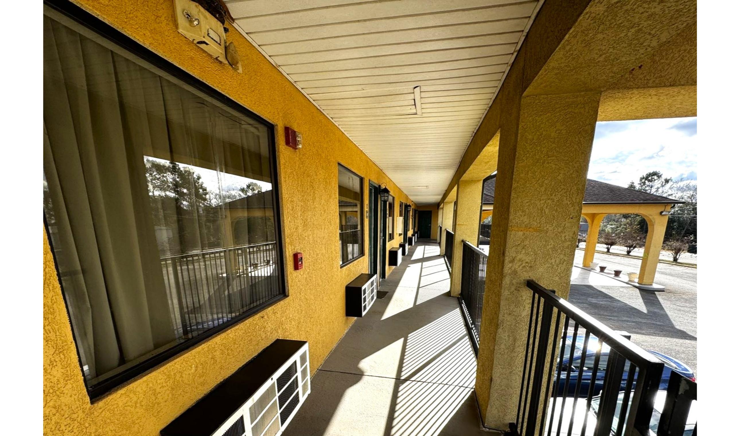 Super Value Inn — Richland