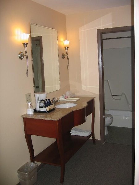 Red Carpet Inn On the Lake - photo 23