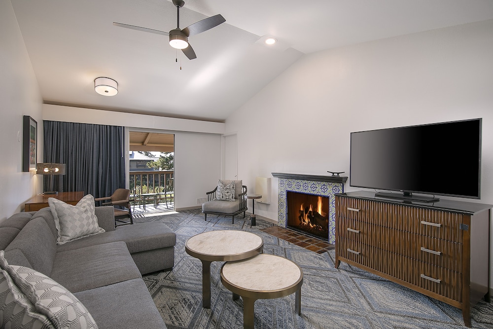 Half Moon Bay Lodge - photo 8