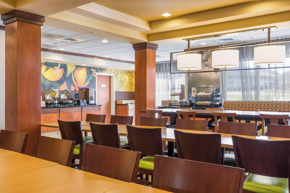 Fairfield Inn & Suites by Marriott Columbia - photo 26