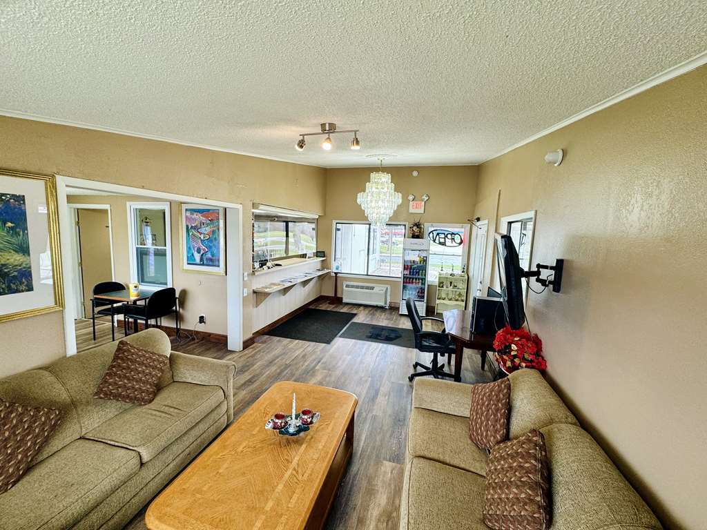 Knights Inn Bridgeport Frankenmuth - photo 5