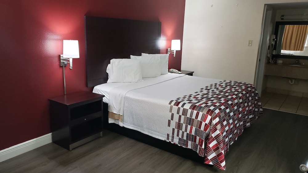 Red Roof Inn Kenner New Orleans Airport NE - photo 7