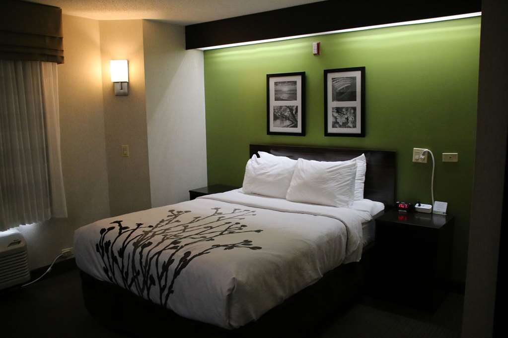 Sleep Inn near Great Lakes Naval Base - photo 13