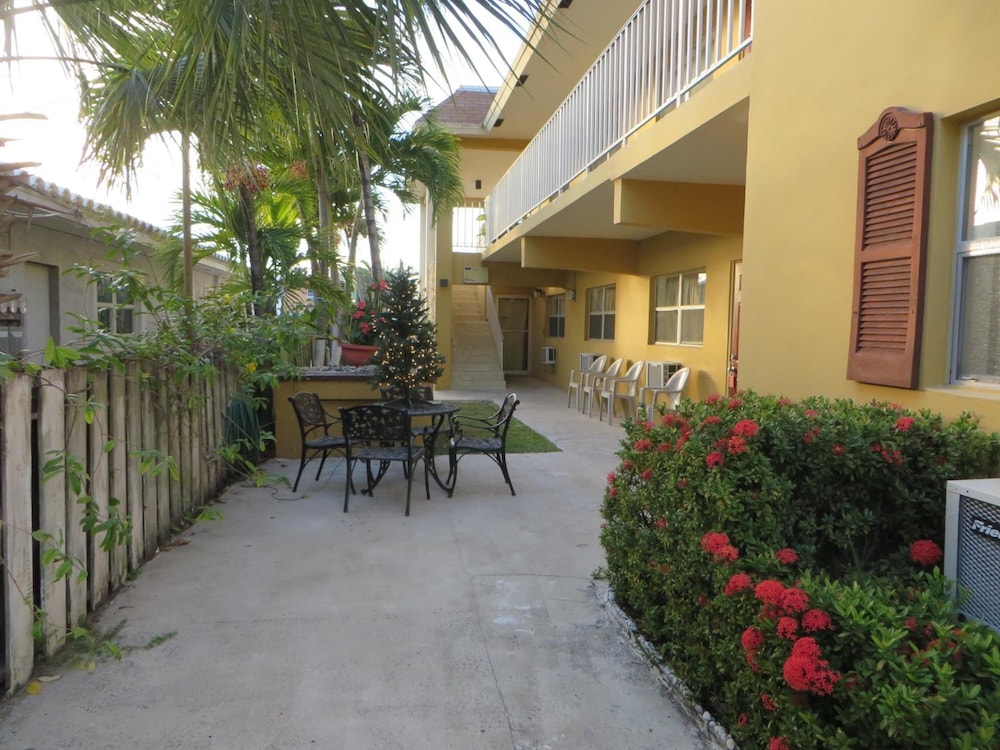 Dee Jay Beach Resort - photo 29
