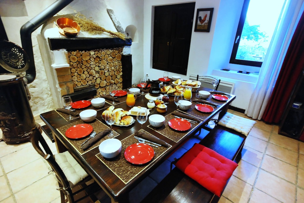 Au Dessus de Parady - last minute hotel in Gillonnay