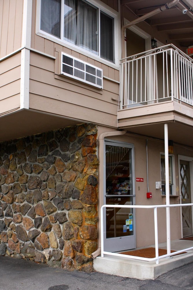 San Luis Inn And Suites - photo 50