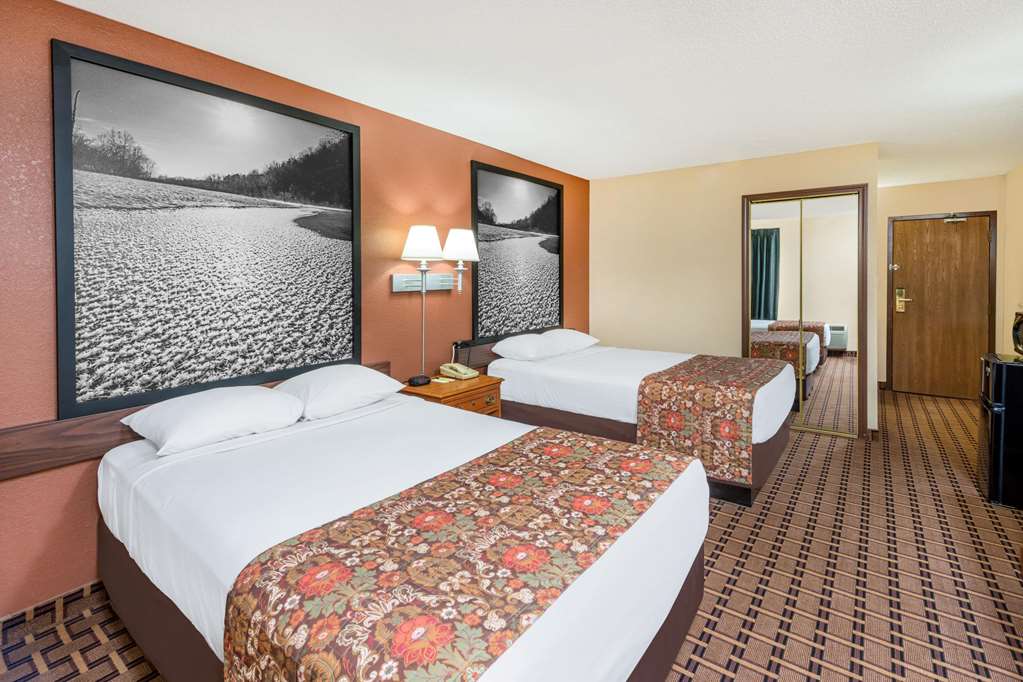 Super 8 by Wyndham Charleston Sikeston East MO - photo 9