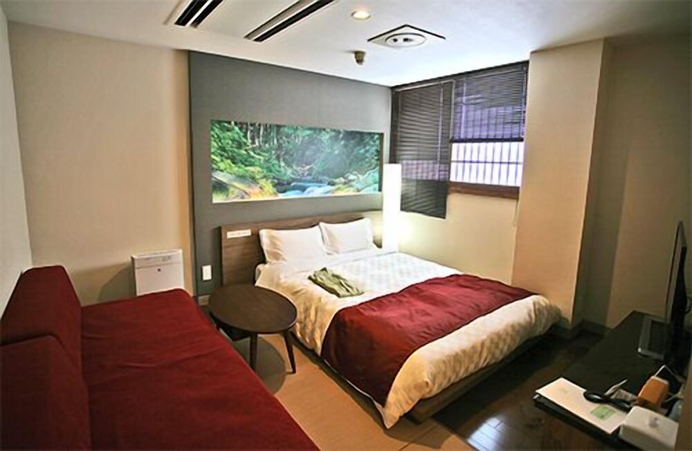 Hiroshima Intelligent Hotel - carbon neutral hotel in Hiroshima